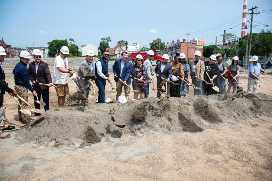 Photo of elected officials, Bridgeport City Council Members, Mayor Ganim, and Bridgeport Board of Education members breaking ground for the new construction of Bassick High School in Bridgeport